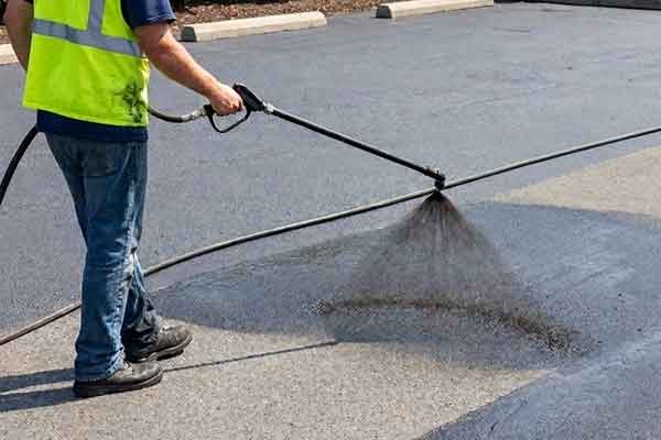 Asphalt Sealing for driveways and parking lots.